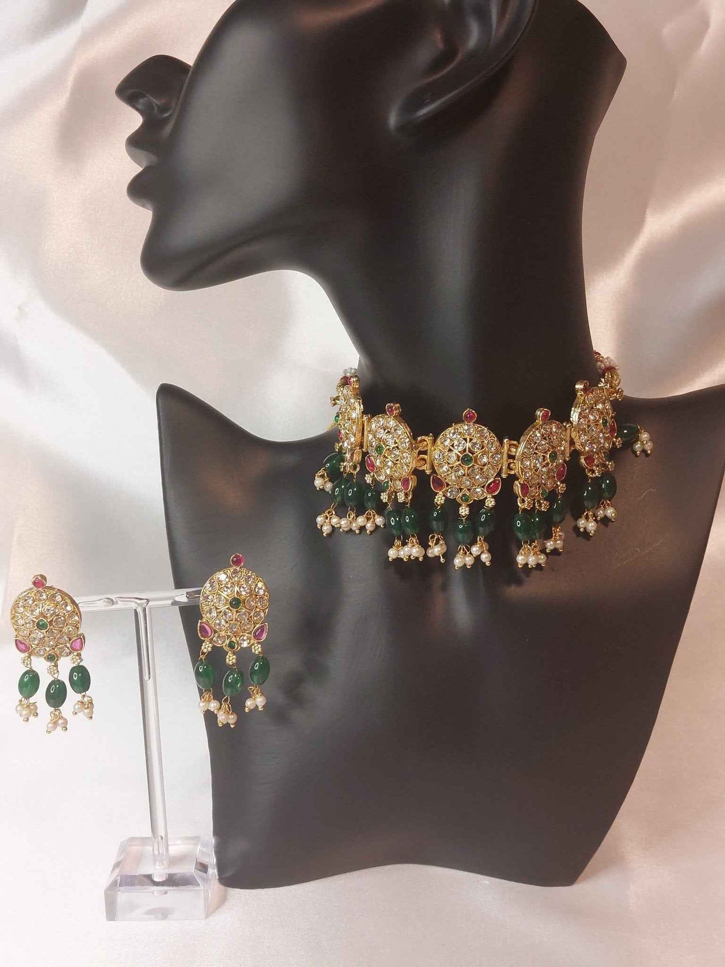 Apsara Choker Set