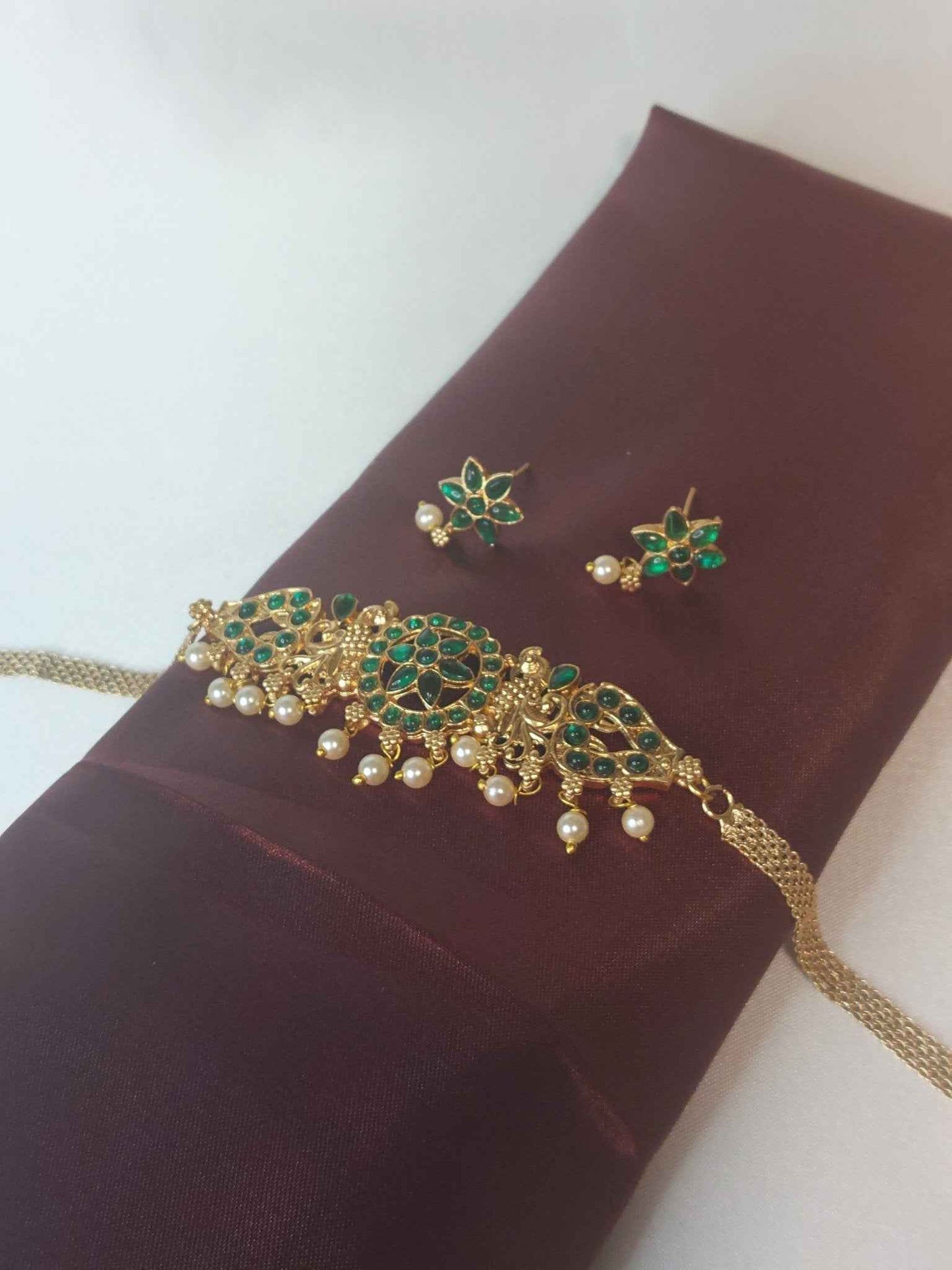 Apsara Choker Set