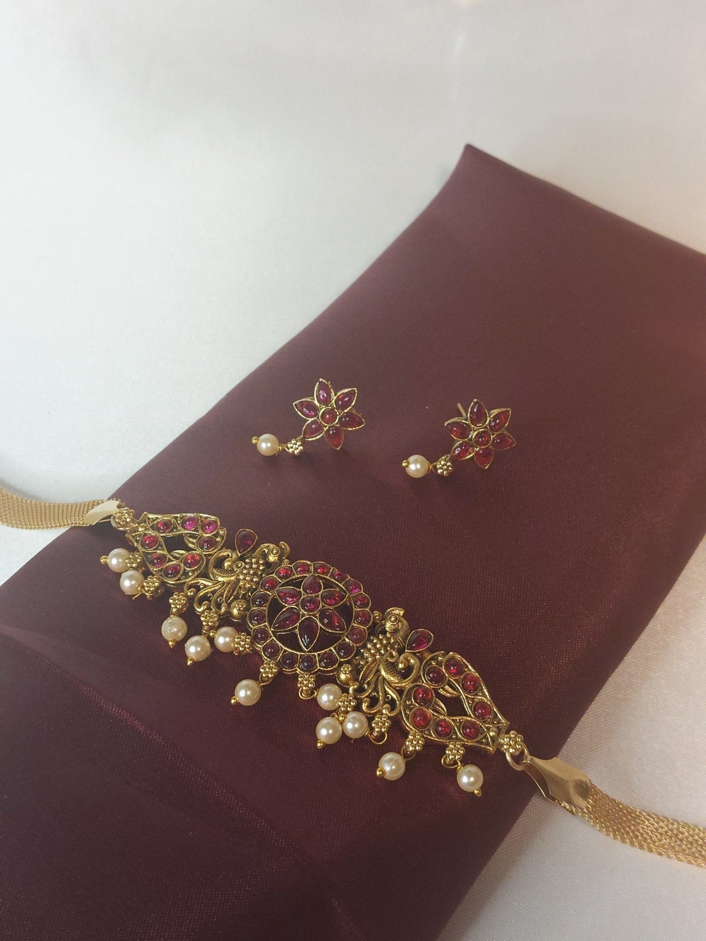 Apsara Choker Set