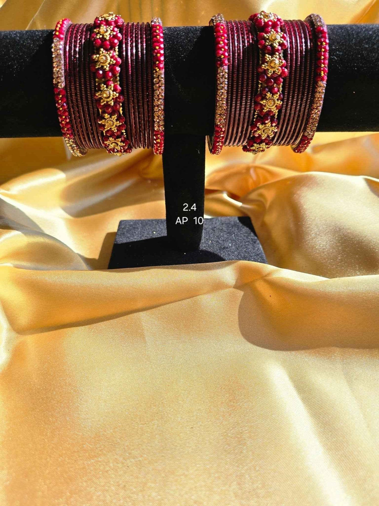 Komal Bangles