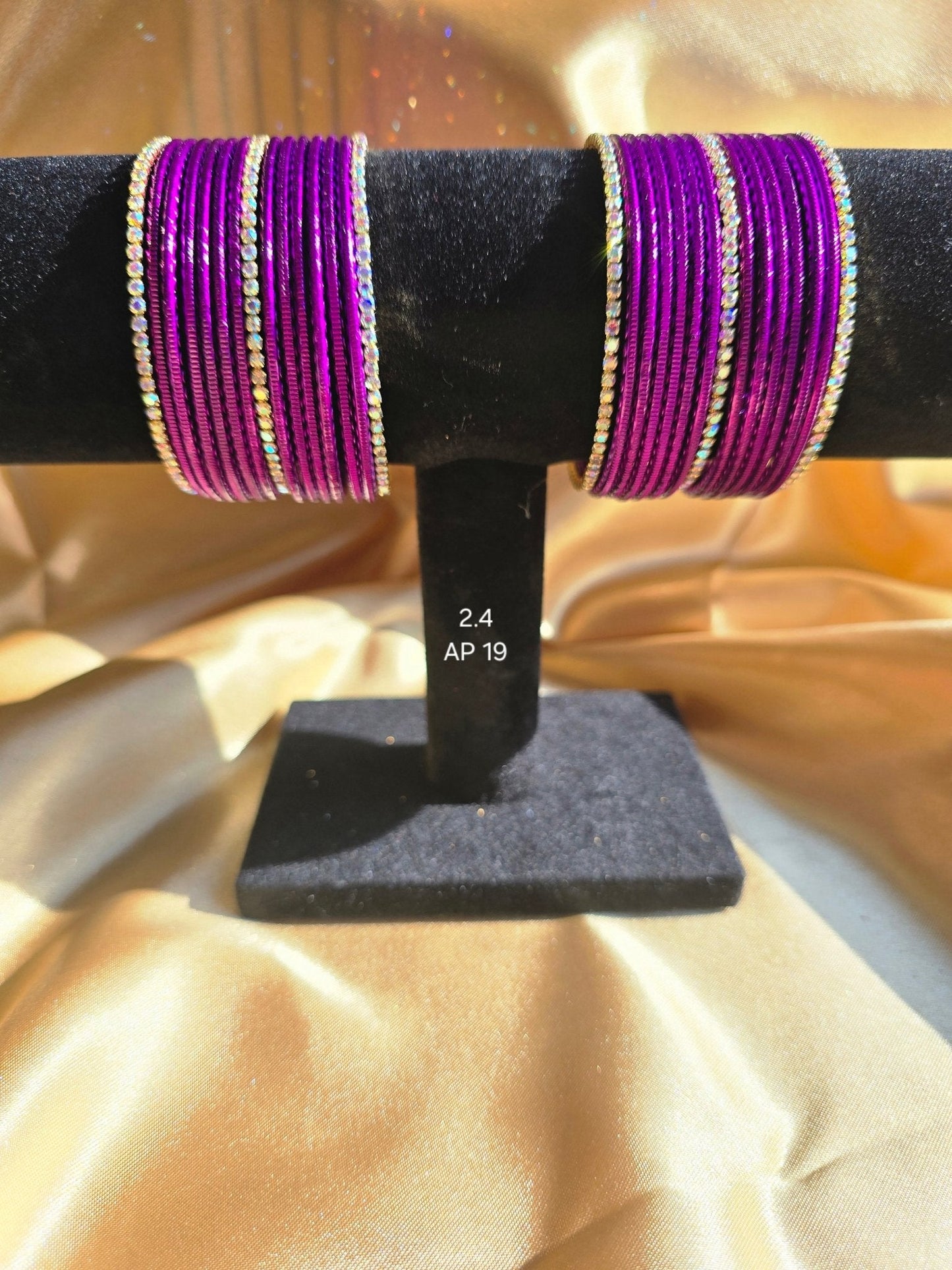 Chhavi Bangles