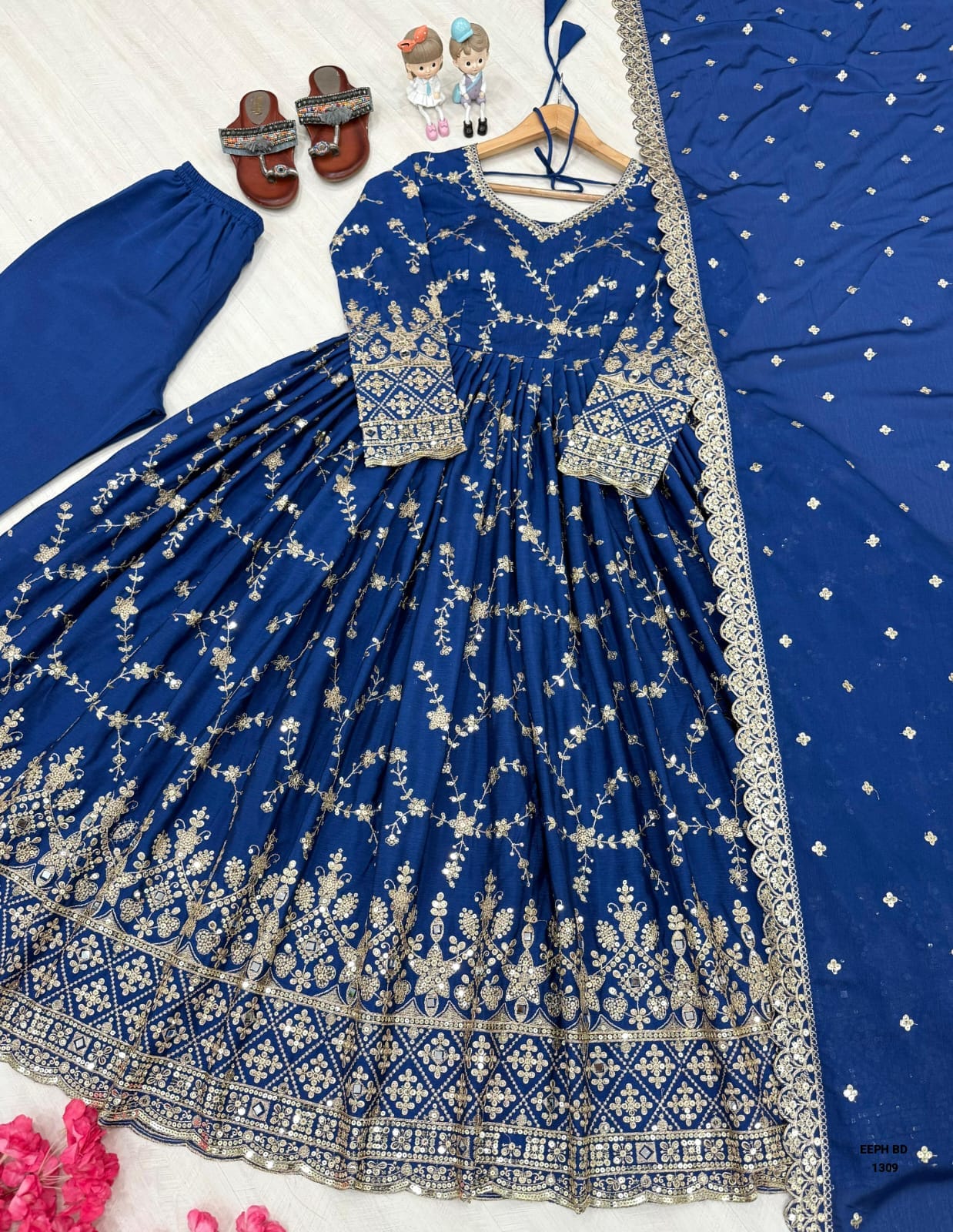 Anaya Salwar