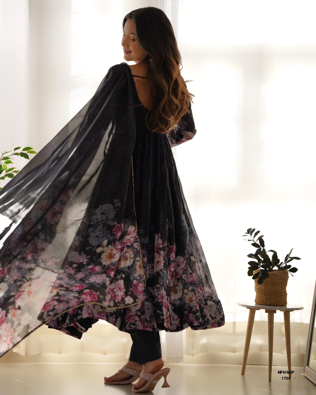 Black floral salwar - AP Collections