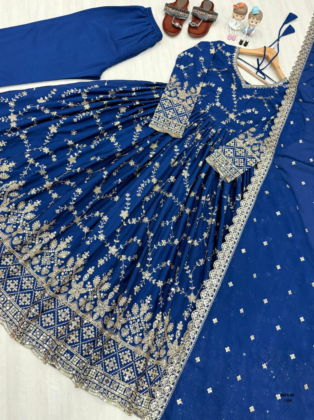 Anaya Salwar