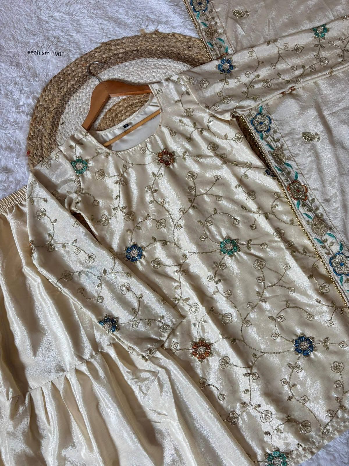 Aarohi Sharara Suit