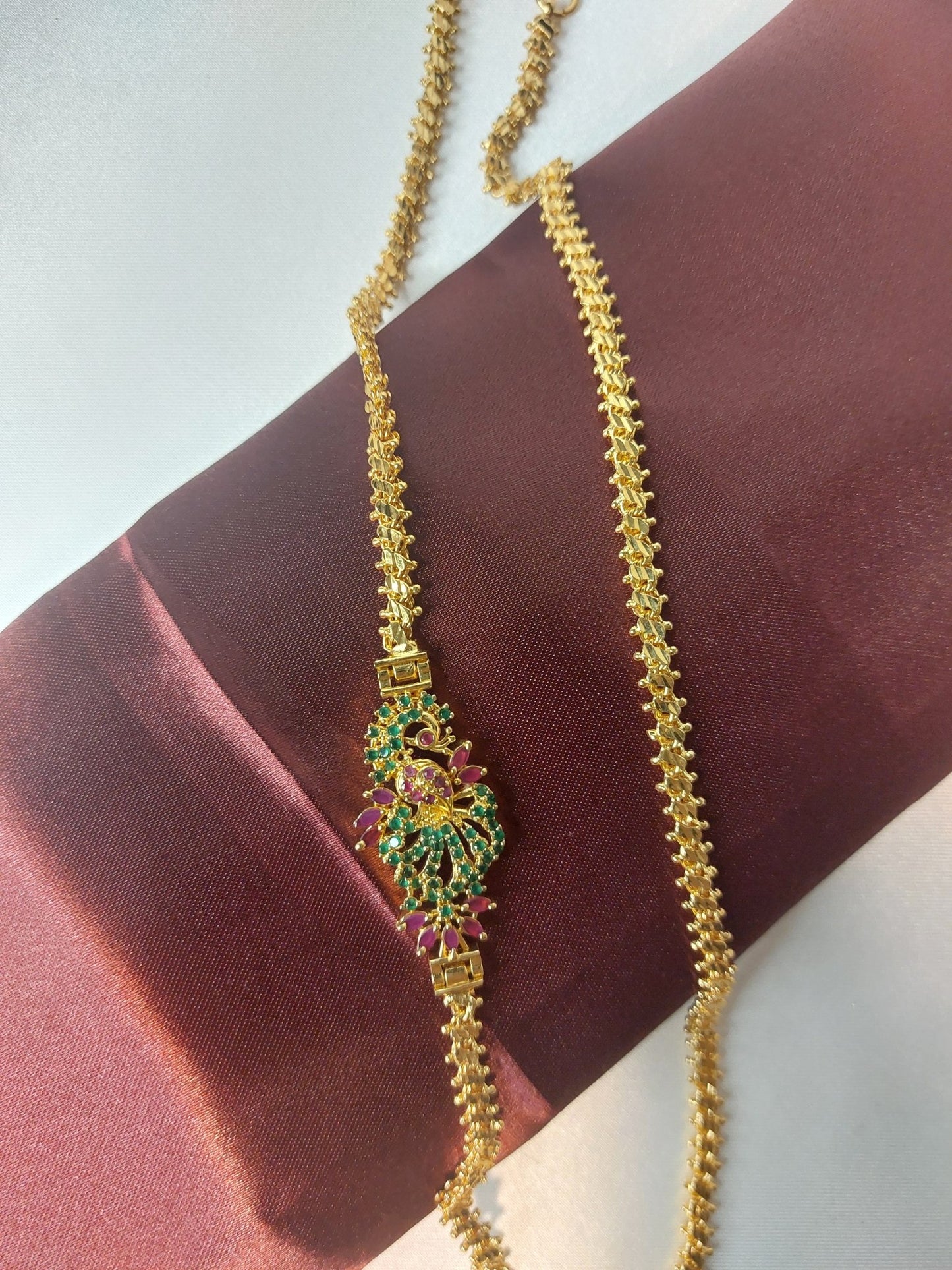 Dim Gray Chain 03