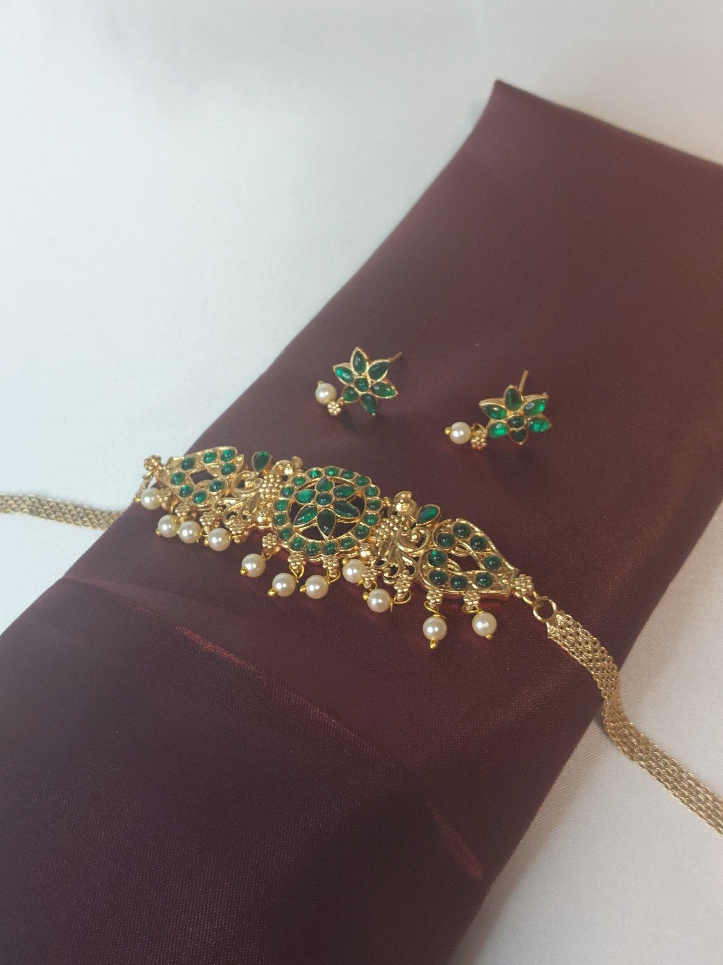 Apsara Choker Set