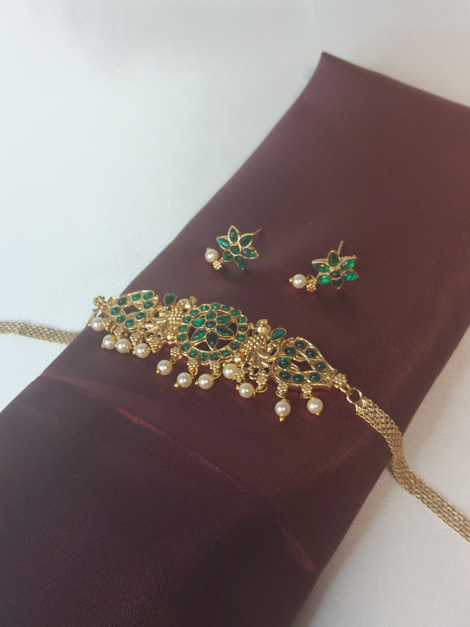 Apsara Choker Set