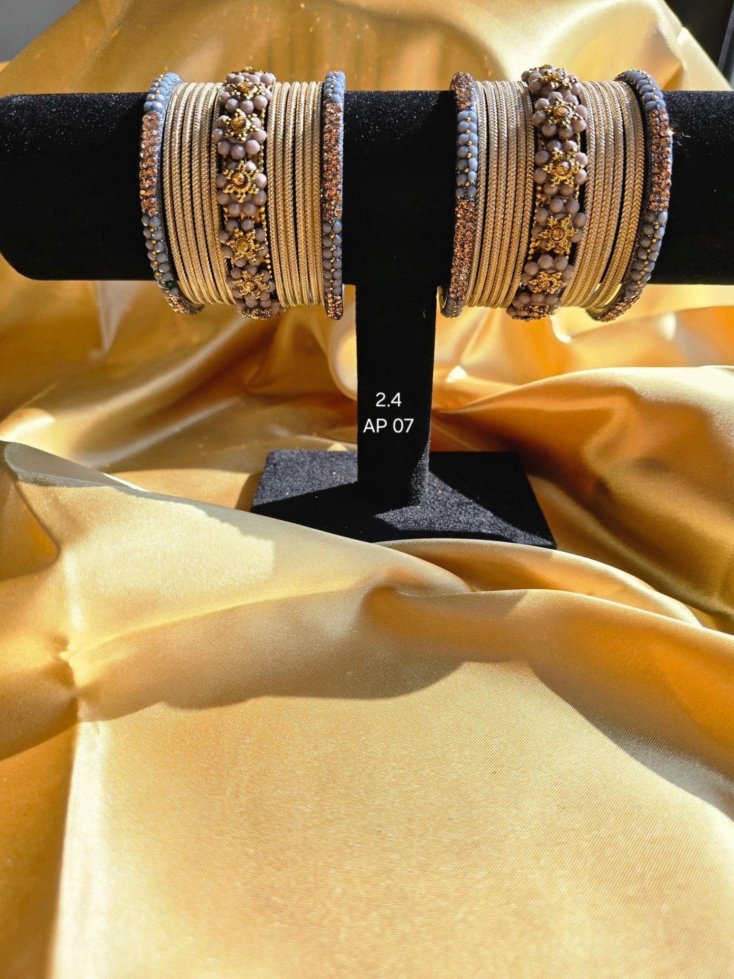 Nikita Bangles