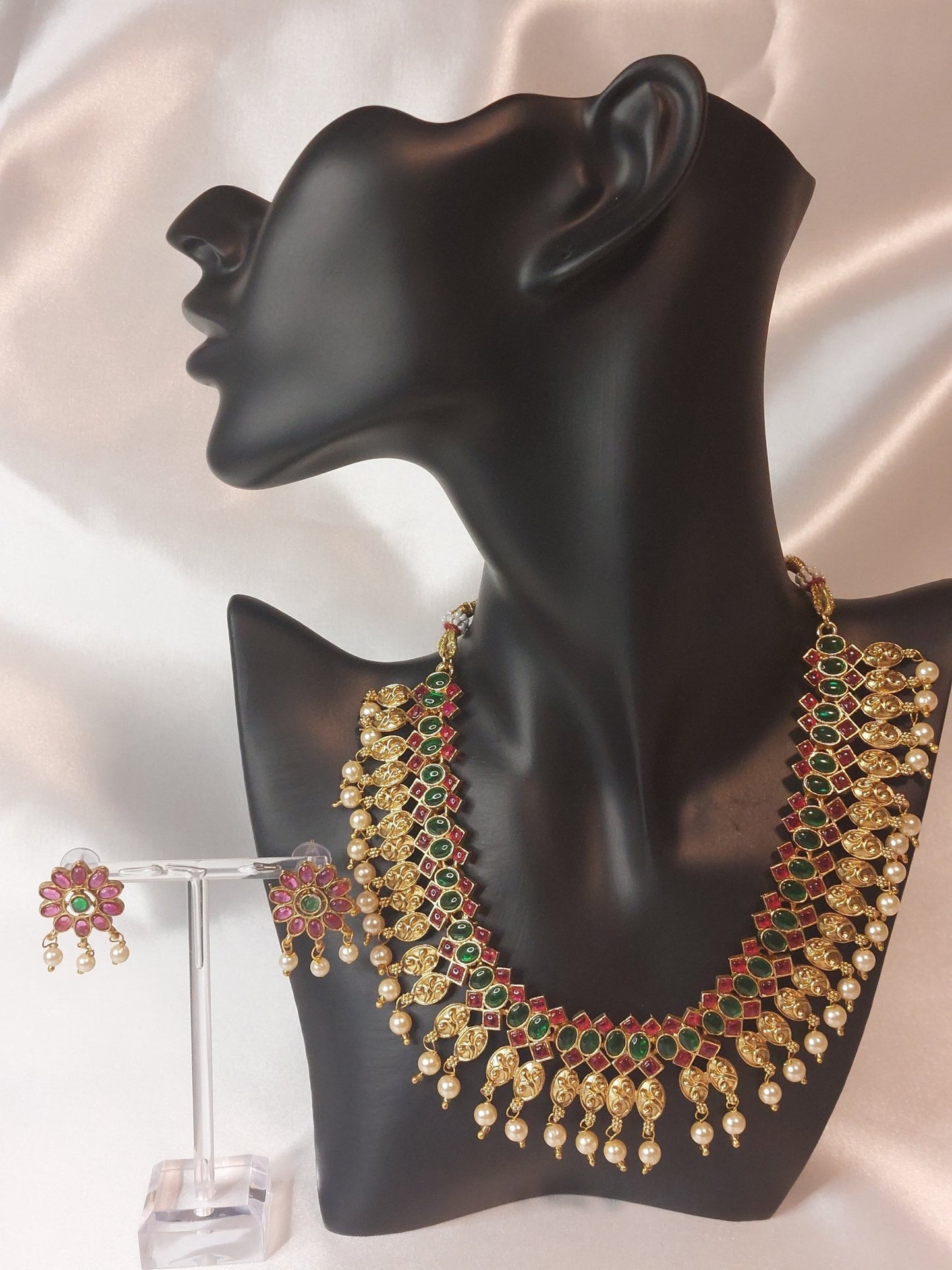 Dark Slate Gray Necklace set 04