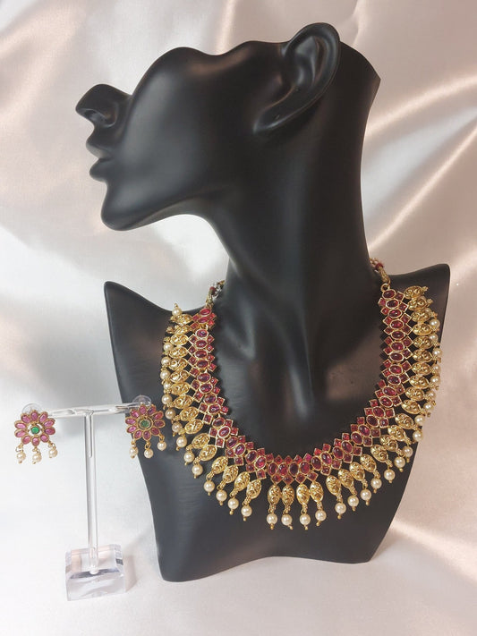 Light Gray Necklace set 05