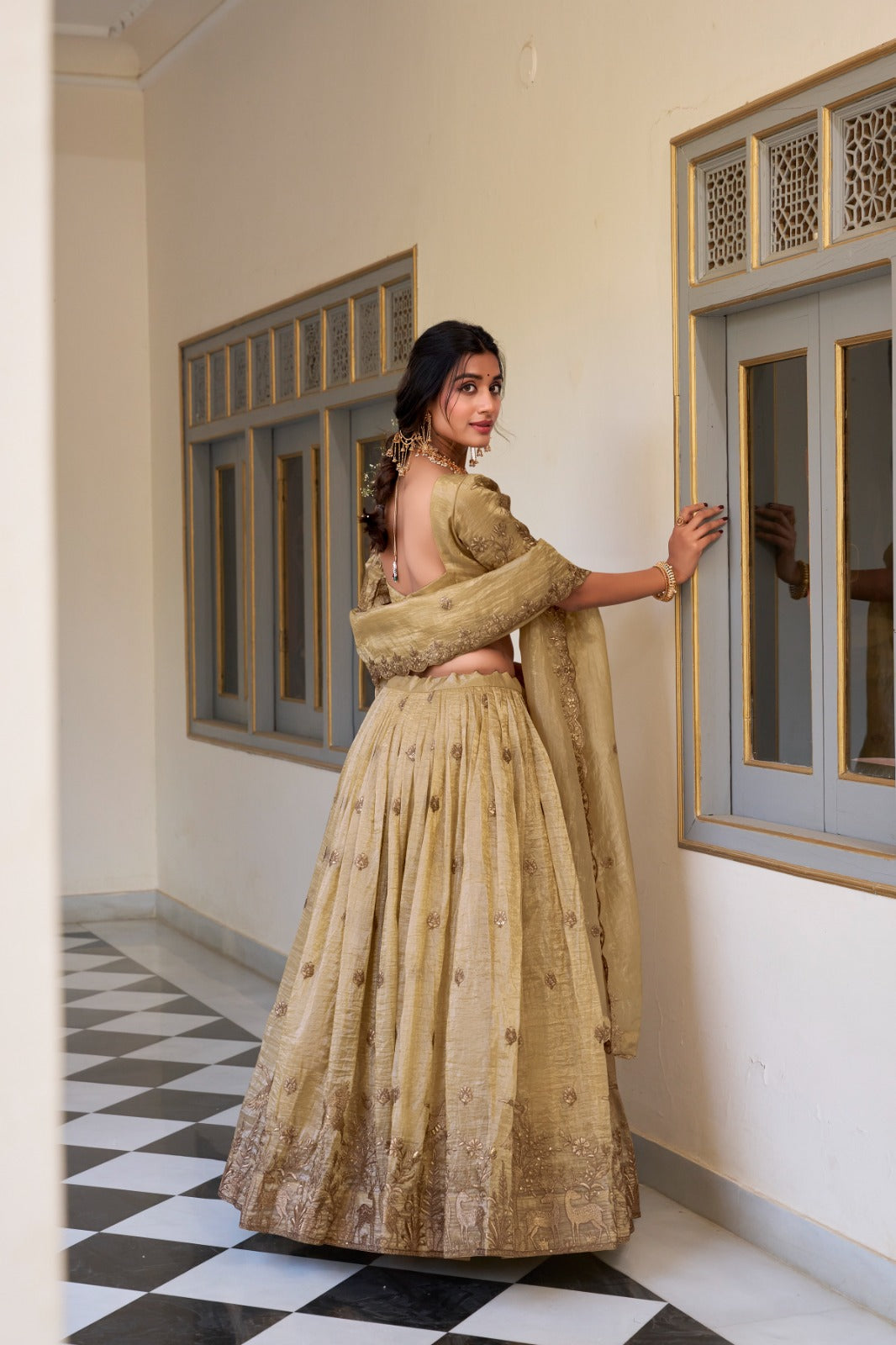 Heera Lehenga 01